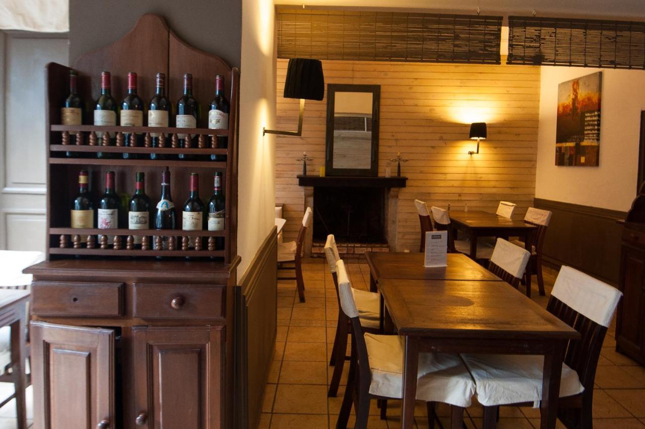 Hotel Restaurant La Ribaudiere Антананариву Экстерьер фото